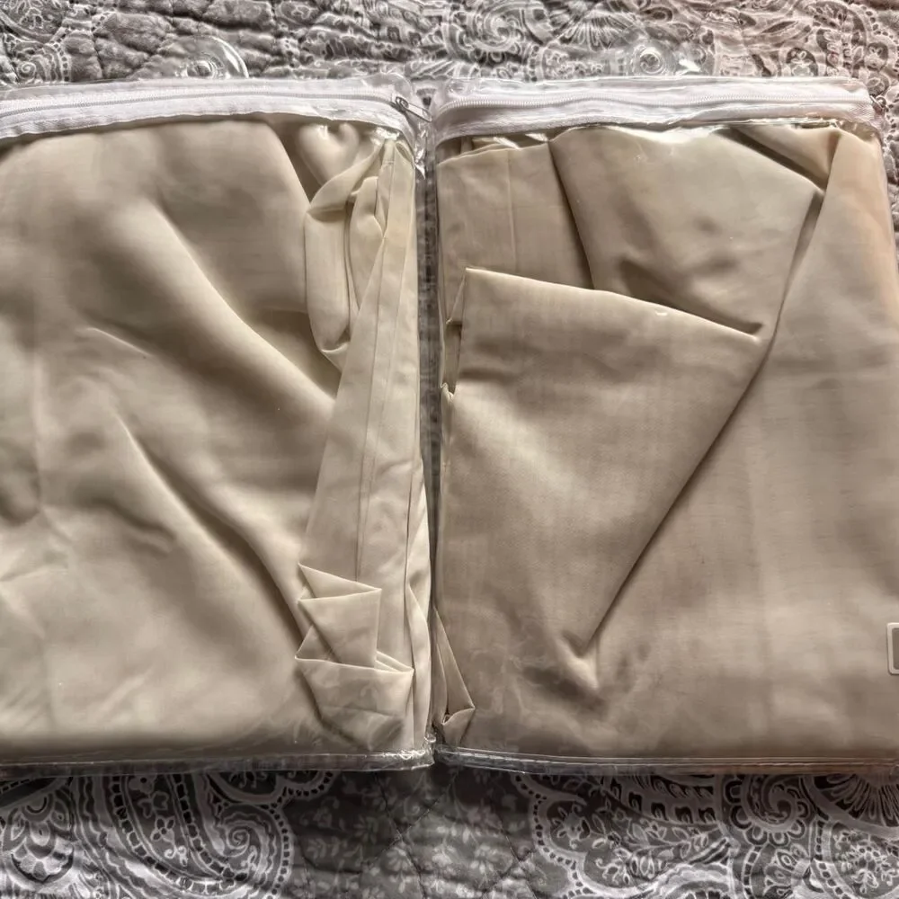 Bed Bath and Beyond Cream and White Soft-furnishings-textiles
